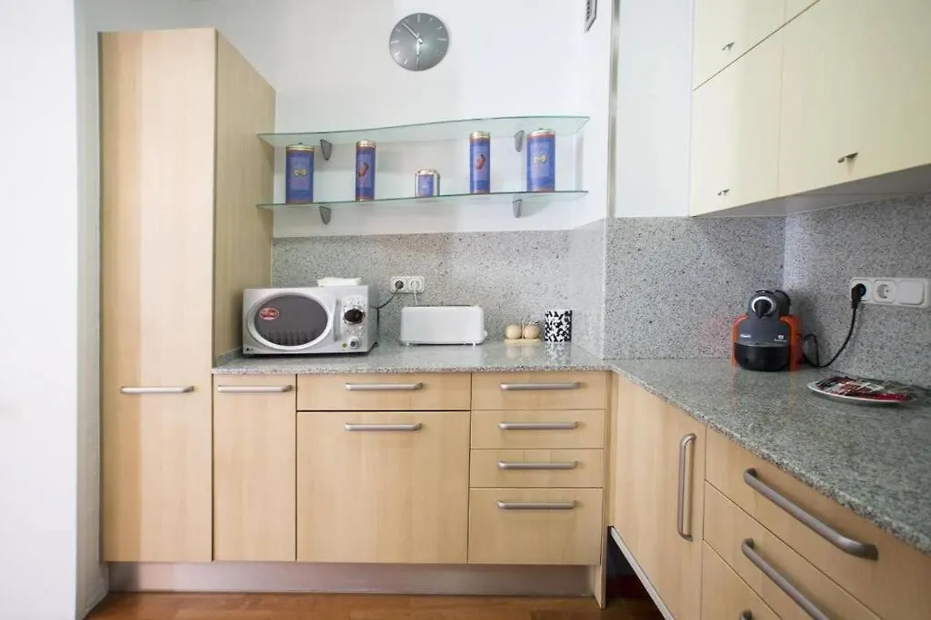 Canela Homes Barcelona Universitat 0*,  Spain
