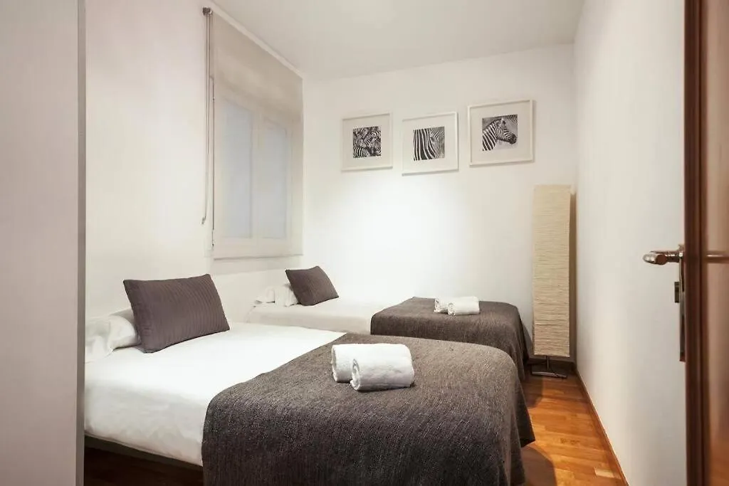 Canela Homes Barcelona Universitat