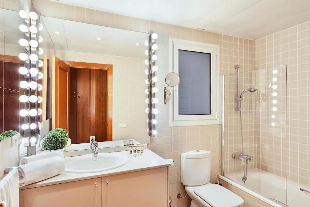 Canela Homes Barcelona Universitat